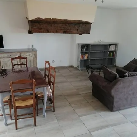 Holiday home Maison De Campagne Saint-Jouan-de-l'Isle